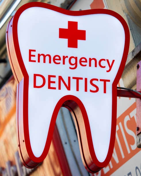 Signs You Need 24/7 Emergency Dental Services in Massachusetts and Rhode Island Right Now